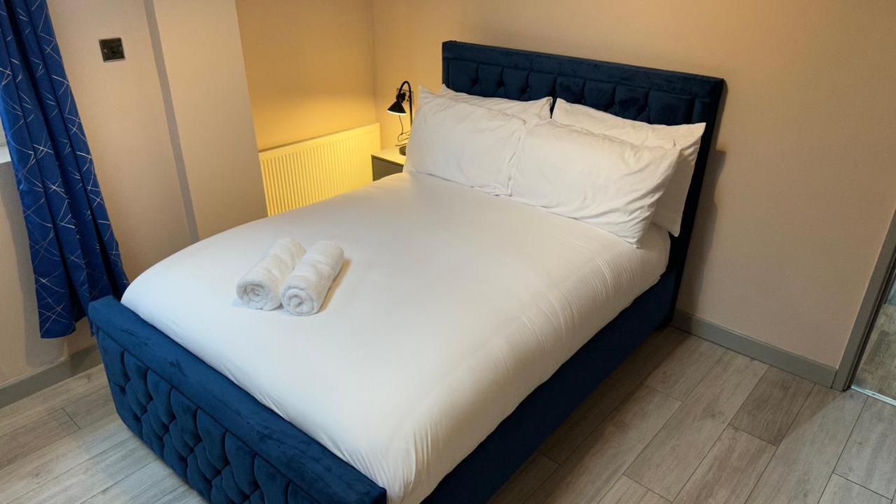 One Bedroom Apartment In Walsall Sleeps 4 Free Wifi By Villazu Bloxwich 외부 사진