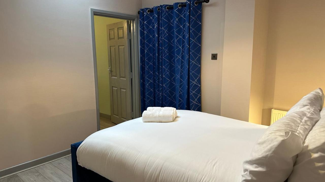 One Bedroom Apartment In Walsall Sleeps 4 Free Wifi By Villazu Bloxwich 외부 사진